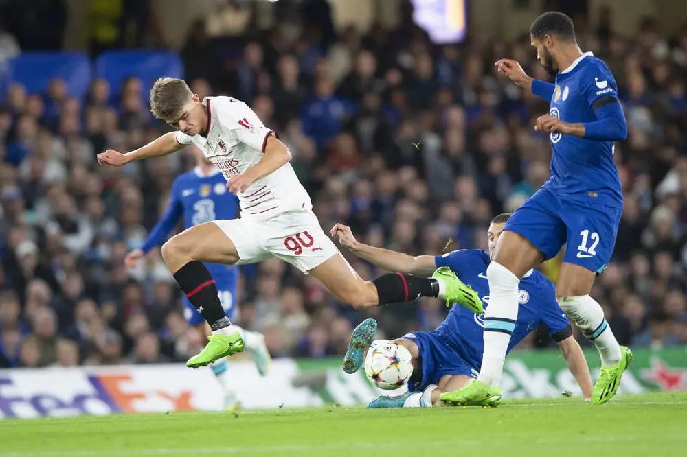 持续性犯规 持续性犯规