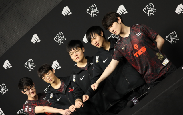 去一个保底 去一个保底