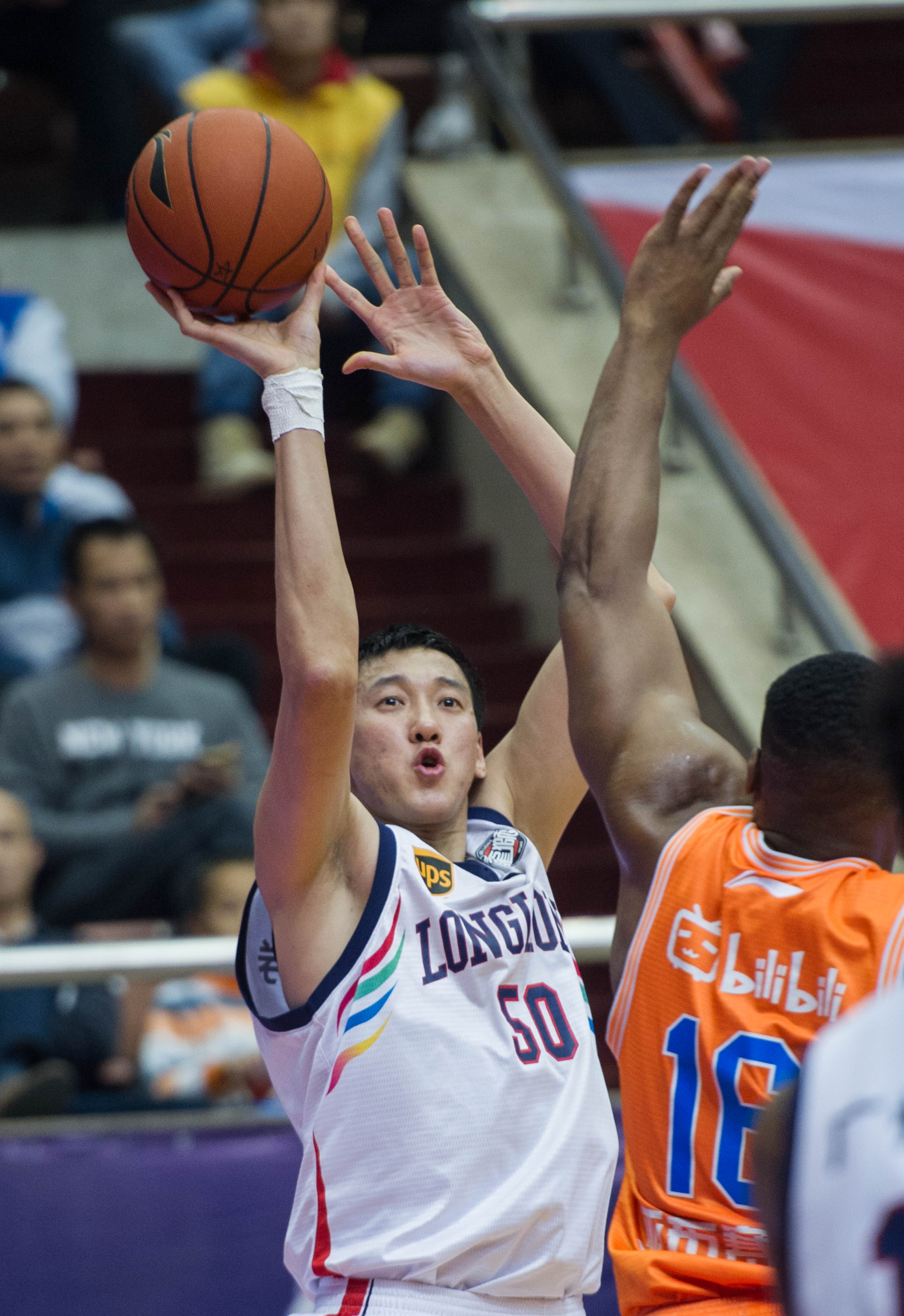 受到来自韩 受到来自韩