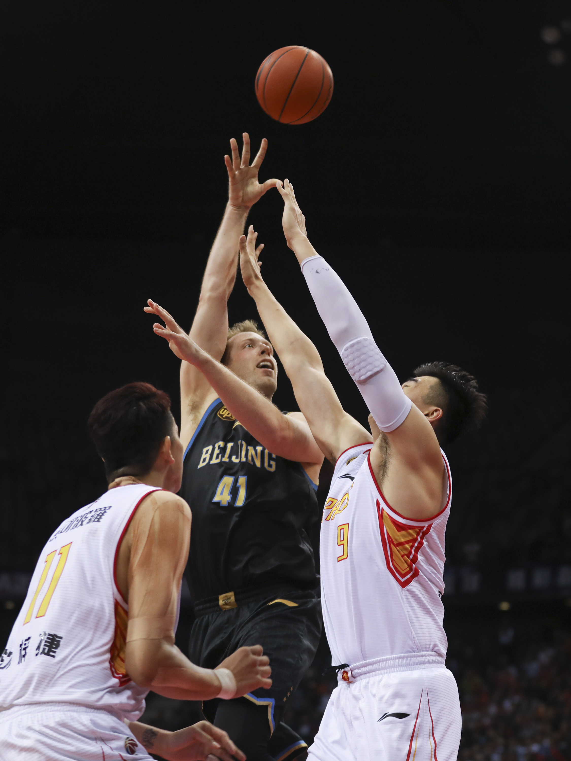 阿德耶米因 阿德耶米因